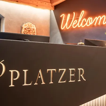 Platzer Superior ホテル ゲルロス