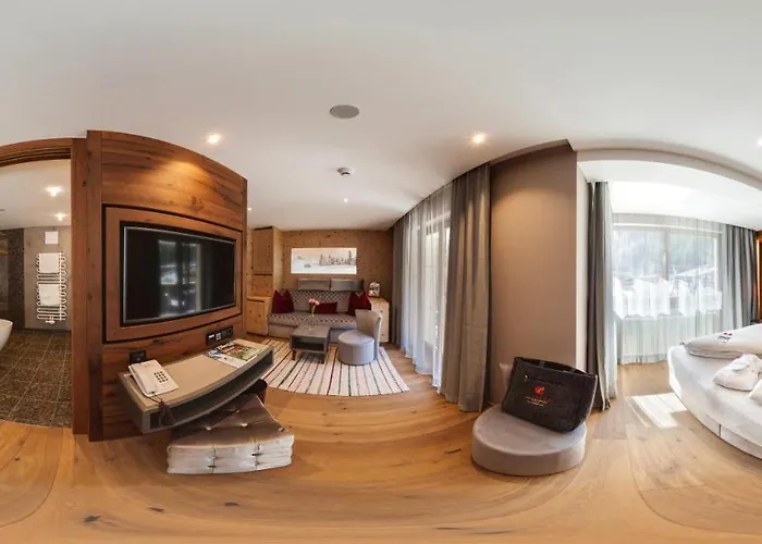 Platzer Superior Hotel 4*